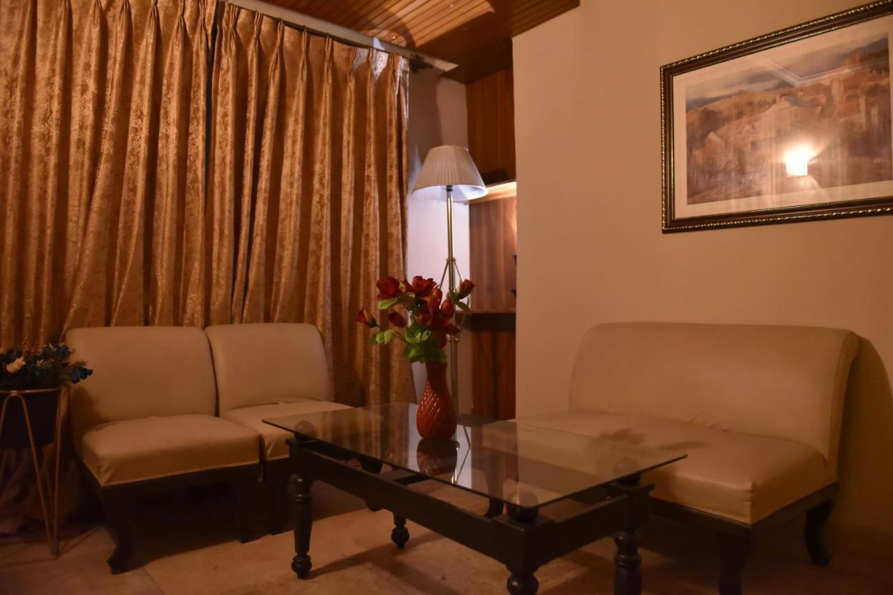 Shalimar Tower Hotel Lahore Exterior photo